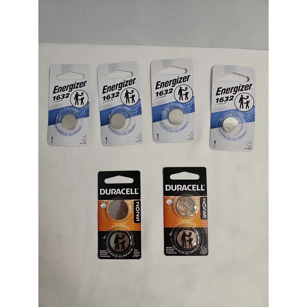 Battery Bundle  - 4 Count 1632 ‎ - 2 Count 2025 New In Package